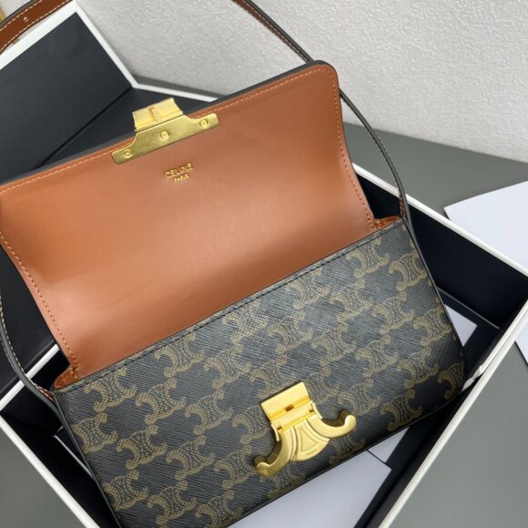 CELINE SHOULDER BAG CLAUDE IN TRIOMPHE CANVAS AND CALFSKIN - Picture 7 of 9